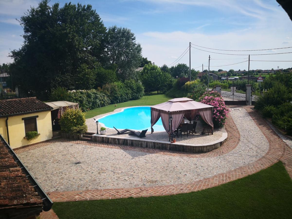 Bagnolo San Vito B&B Il Martin Pescatore المظهر الخارجي الصورة