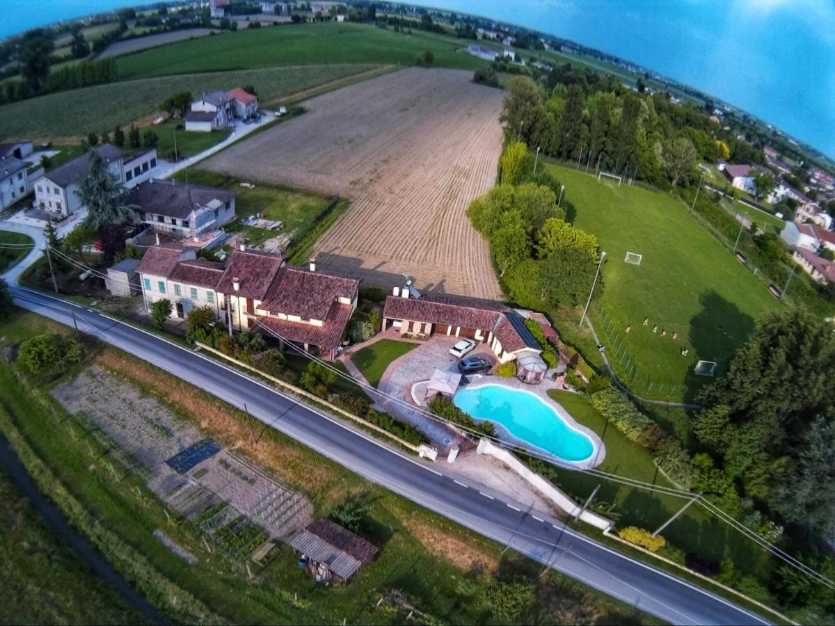 Bagnolo San Vito B&B Il Martin Pescatore المظهر الخارجي الصورة